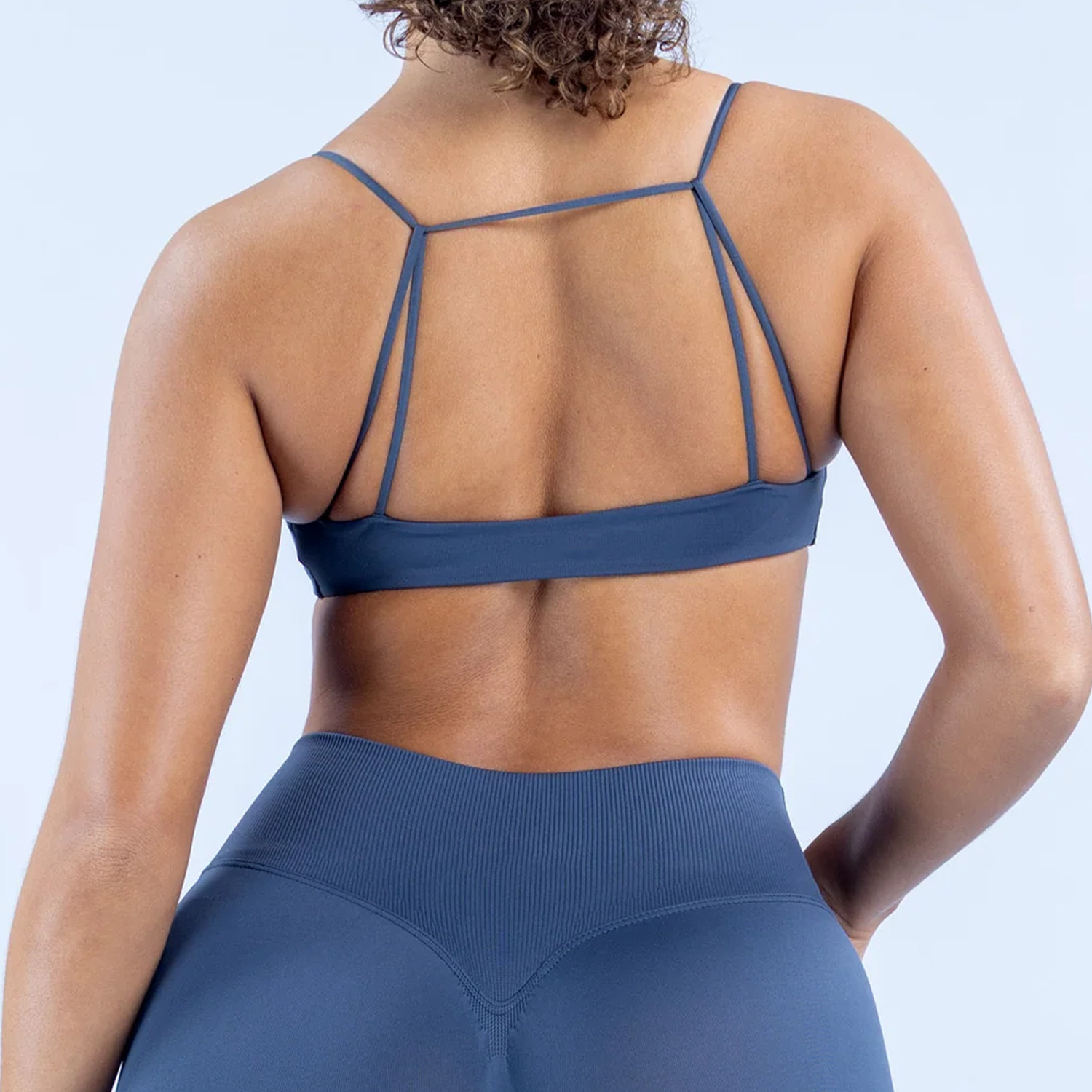 Logo Women's Seamless Sports U - đánh giá và giá Bra Top Seamless