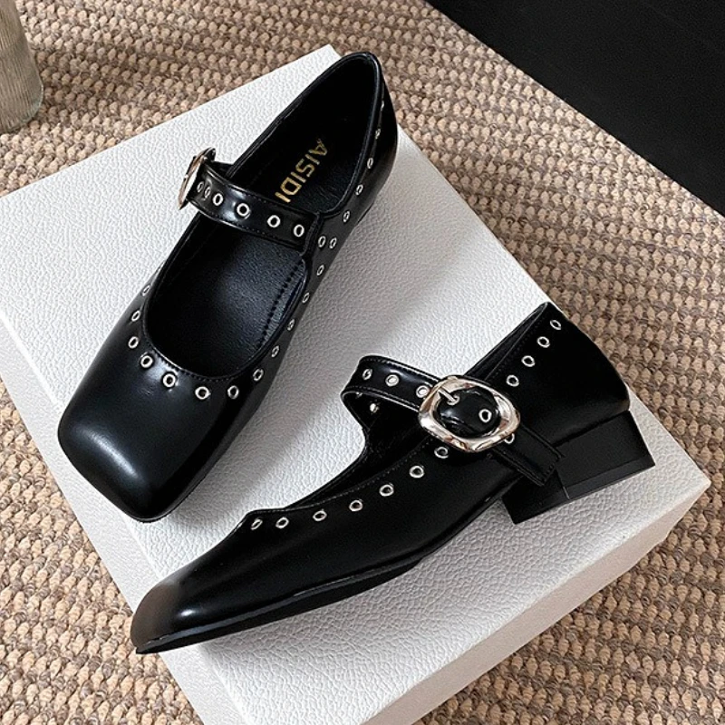 Retro Rivet Low Heel Mary Jane - đánh giá và giá Women'S Fashion Brands